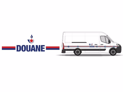 Kit DOUANE Véhicules Utilitaires. Conçu spécifiquement pour l’équipement des véhicules des Douanes, ce kit de balisage assure une identification claire et réglementaire tout en garantissant une installation rapide et durable.
