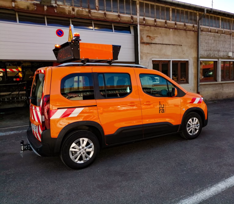 pmv triangle gyroled orange