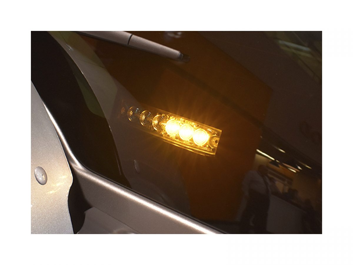 Zephyr Ultra-Slimline 6-LED Amber Module Lit In Situ on Vehicle