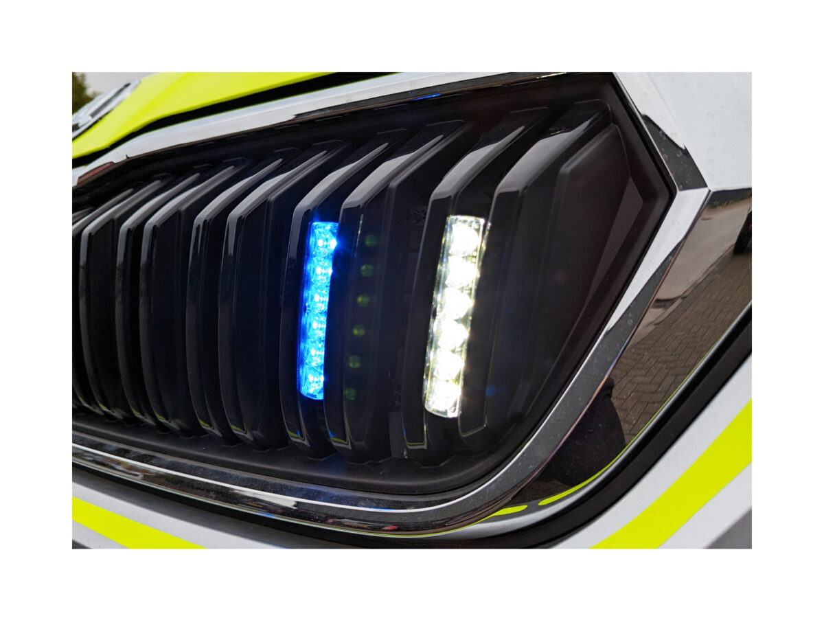 Edge Dagger Blue White LED Modules In Situ Ambulance Front Grille 2